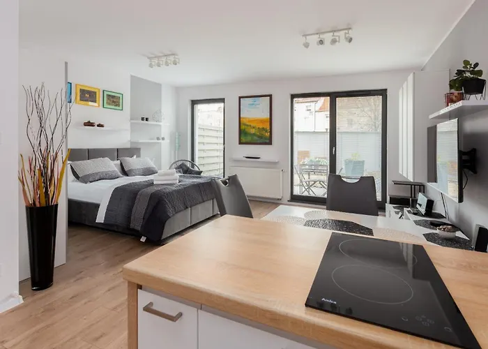 Wrzeszcz Modern By Bookinghost *