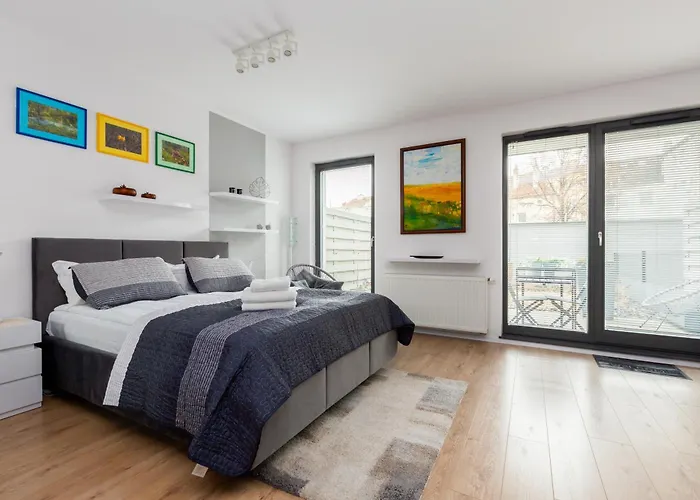 Wrzeszcz Modern By Bookinghost * Гданьск