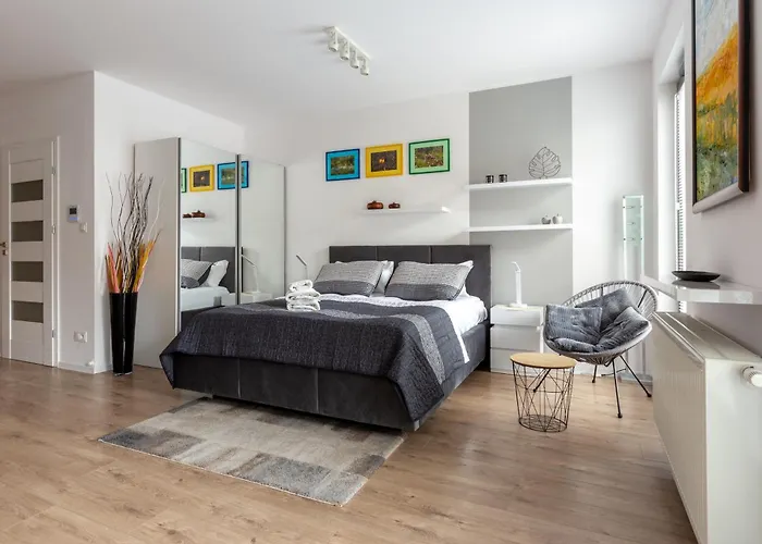 Апартаменты Wrzeszcz Modern By Bookinghost